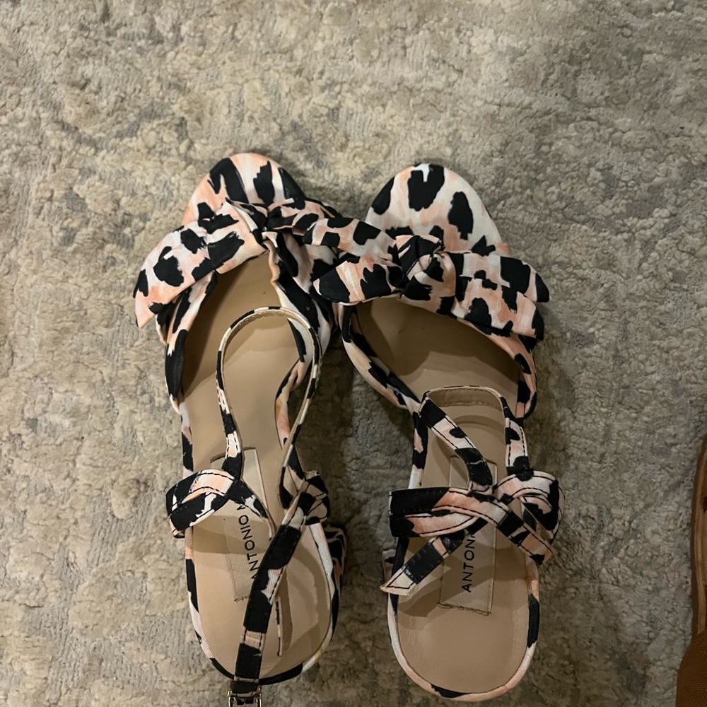 Antonio melani cheetah bow heels size 6